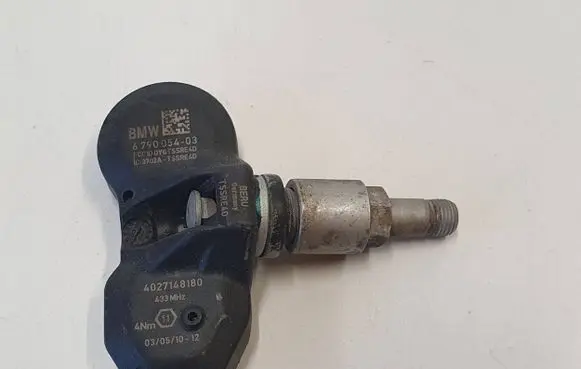 BMW X3 F25 Tire pressure sensor 6790054 4027148180