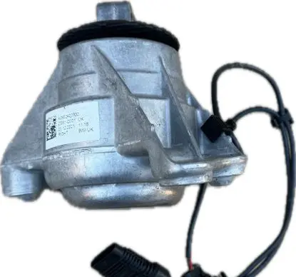 Mercedes-Benz E AMG W213 Engine mount vacuum valve 2902402000 2902402400 2902402800