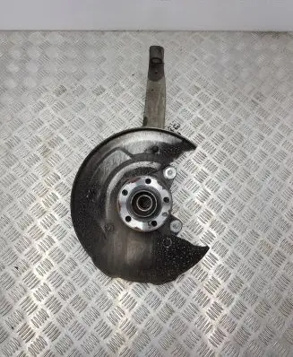 Volvo XC60 Front wheel hub KN052 RH23