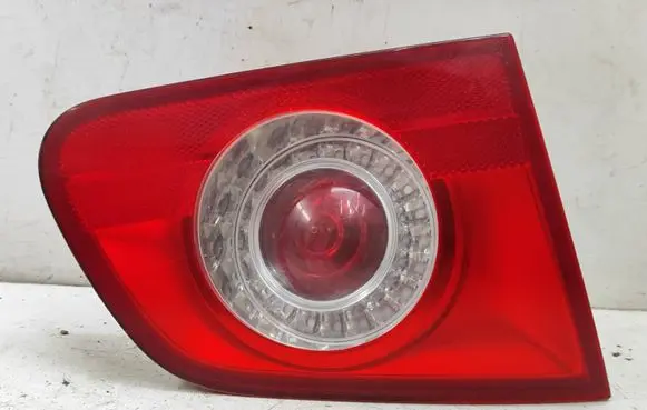Volkswagen PASSAT B6 Tailgate rear/tail lights 3C9945093