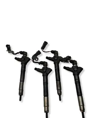 Toyota Avensis T250 Fuel injector 236700R040 01H10927 4000