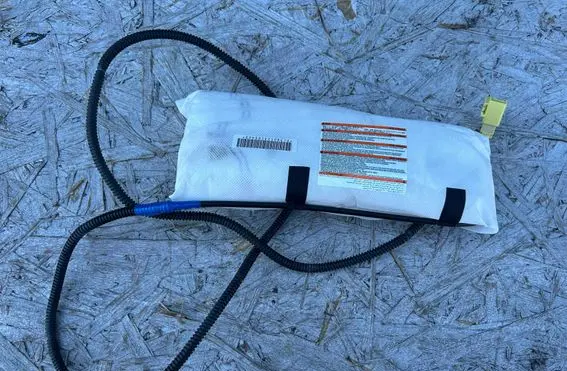 Nissan Leaf I (ZE0) Seat airbag NVSN