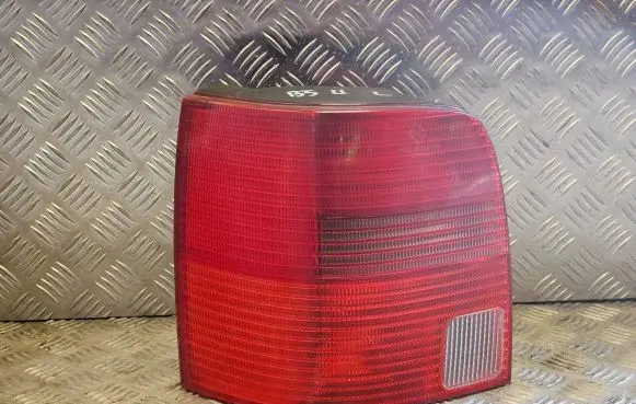 Volkswagen PASSAT B5 Rear/tail lights 3B9945257
