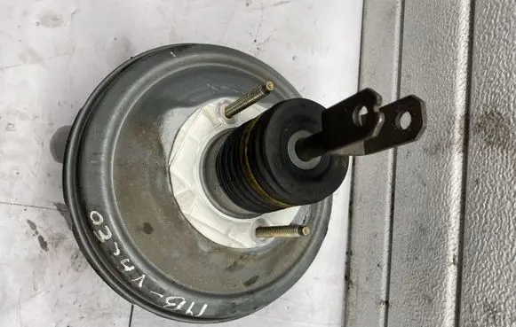 Mercedes-Benz Vaneo W414 Brake booster A0054301530