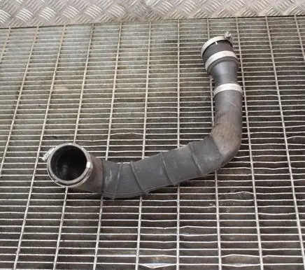 Ford Focus Intercooler hose/pipe CV616K863HF