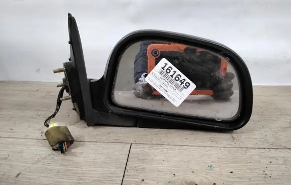Mitsubishi Galant Front door electric wing mirror
