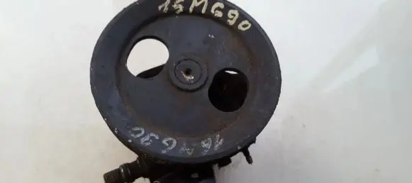 Mitsubishi Galant Power steering pump