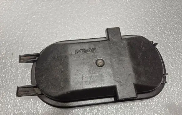 Audi TT Mk1 Headlight/headlamp dust cover 1305219093