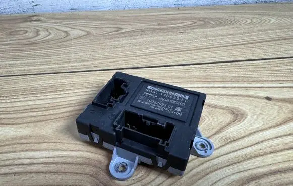 Ford S-MAX Door control unit/module 9G9T14B533FC 1002299301