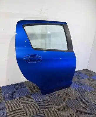 Toyota Yaris Rear door 