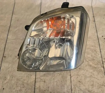 Isuzu D-Max Headlight/headlamp