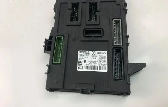 Renault Megane IV Comfort/convenience module 284B11258R