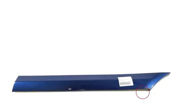 Fender trim (molding)