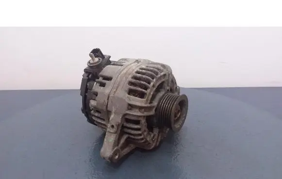 Toyota Corolla E110 Generator/alternator 0124315024