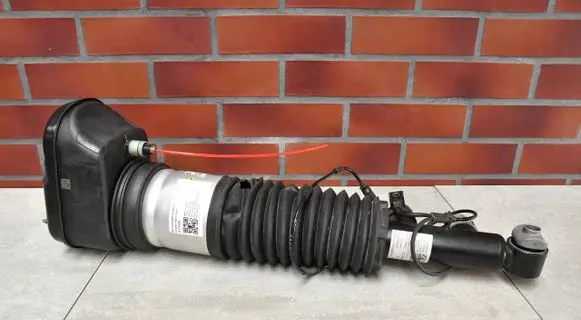 BMW 7 G70 Shock absorber/damper/air suspension 13981113 23B0133V0026 75678633102