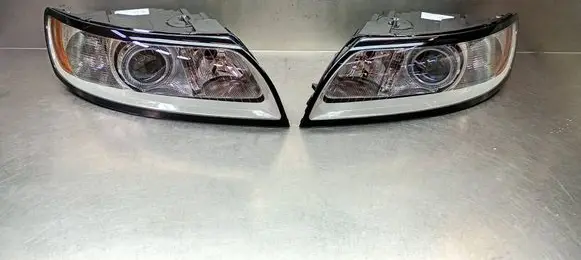 Volvo V50 Headlights/headlamps set 20-B888