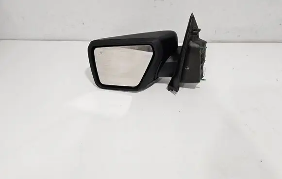 Front door electric wing mirror