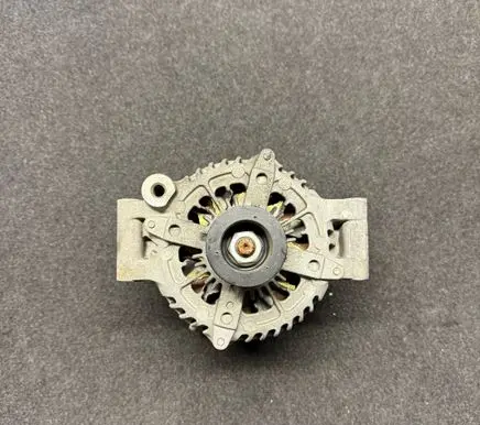 BMW 5 F10 F11 Generator/alternator 7606628