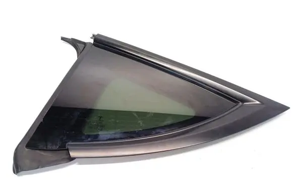 Tesla Model Y Rear side window 1600808-00-A