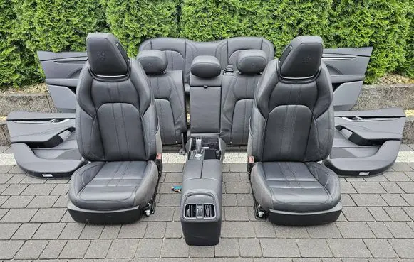 Maserati Levante Seat and door cards trim set LEVANTESRWNEFOT