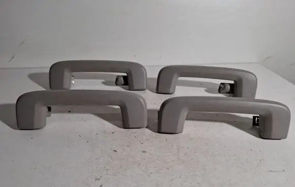 Volvo V60 A set of handles for the ceiling 39808675