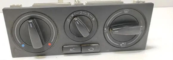 Volkswagen Golf IV Climate control unit 1J0820045F
