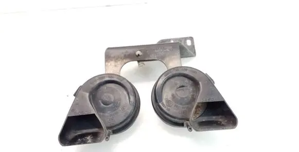 Audi A6 S6 C6 4F Horn signal 4E0951223