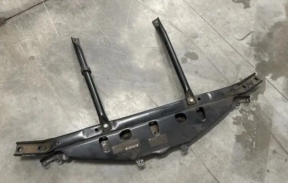 BMW 7 F01 F02 F03 F04 Top upper radiator support slam panel 7183851 7199417 7200887
