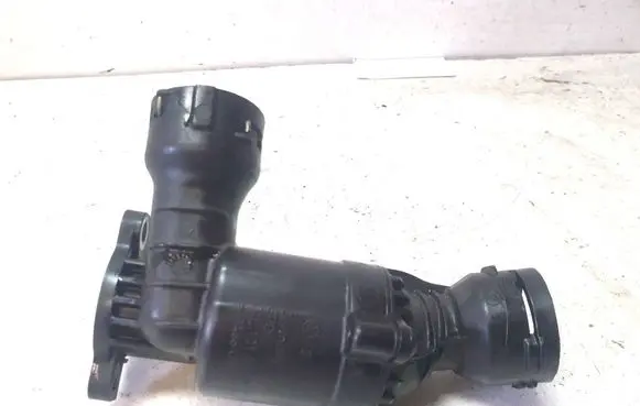 Audi A4 S4 B9 Thermostat/thermostat housing 04L121111H