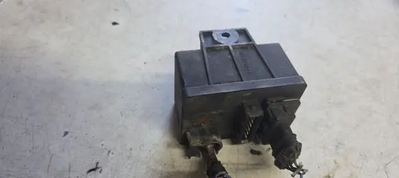 Fiat Idea Glow plug pre-heat relay 0281003018