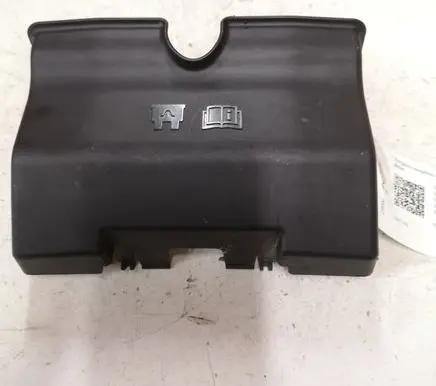 Volvo V40 Fuse box cover 30659278