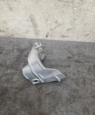 Maserati Grecale Engine mounting bracket 670221109