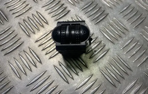 Volkswagen Golf IV Headlight level height control switch 3B0941333C