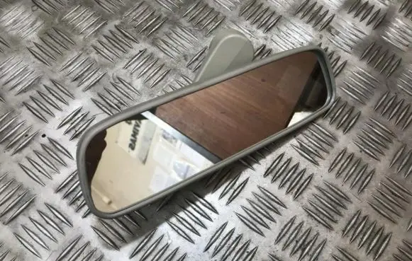 Suzuki Swift I Rear view mirror (interior) 010836