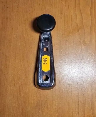 Mercedes-Benz 200 300 W123 Front door window winding handle 