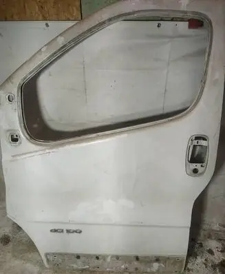 Renault Trafic II (X83) Front door