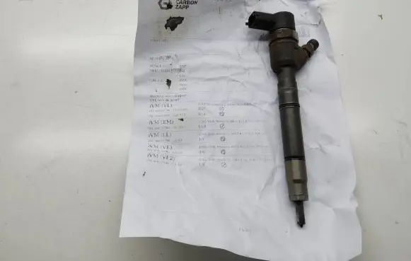 Fuel injector