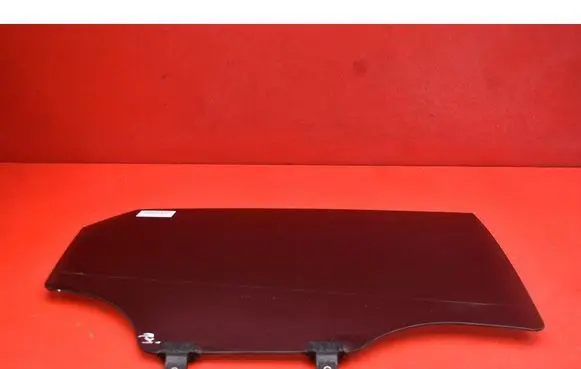 Hyundai Kona I Rear door window glass 