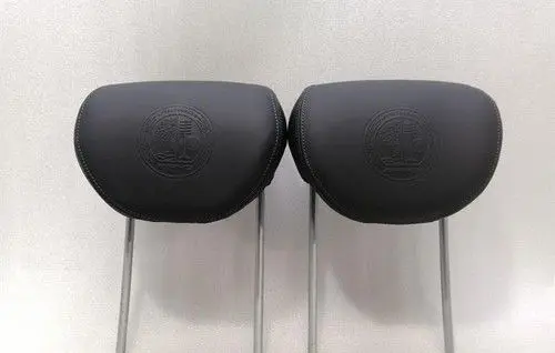 Mercedes-Benz SL R230 Front seat headrest
