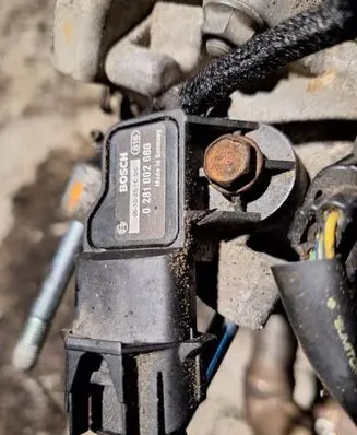 Honda CR-V Air pressure sensor 0281002680