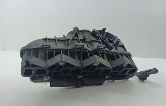 Mercedes-Benz C W204 Intake manifold A6460902337