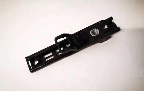 Audi Q4 e-tron Seat belt adjustment rail 