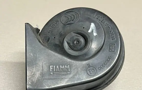 Volvo V50 Horn signal 0055306 9088900