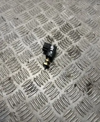 KIA Sorento Brake pedal sensor switch