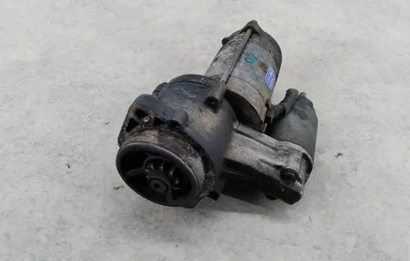 KIA Sorento Starter motor 361004A000
