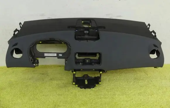 Opel Meriva B Dashboard 13315255