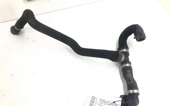 Mercedes-Benz CLS C218 X218 Engine coolant pipe/hose DALISID982 2125016884 A2125016884