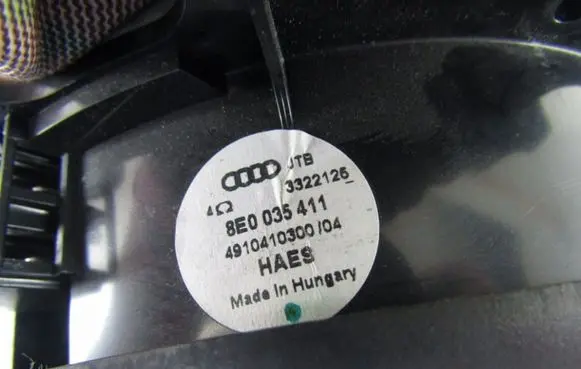 Audi A4 S4 B6 8E 8H Rear door speaker 27525