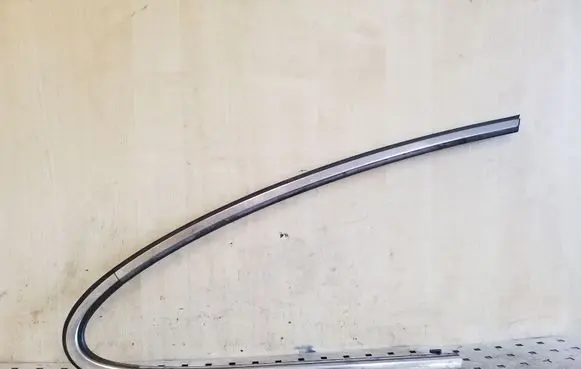Honda CR-V Rear side glass trim 