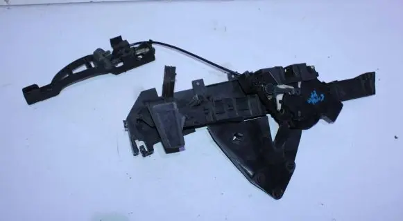 Ford C-MAX I Front door lock